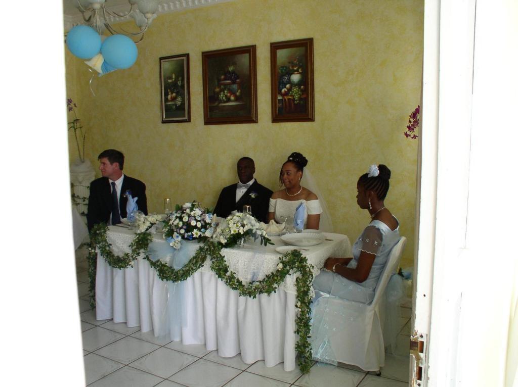 Villa Sonate Runaway Bay Extérieur photo